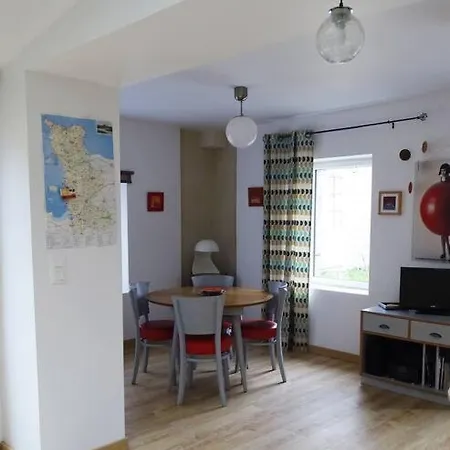 Petite Maison Bord De Mer Casa de Férias *
