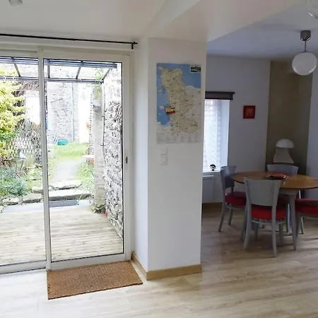 Petite Maison Bord De Mer * Montmartin-sur-Mer